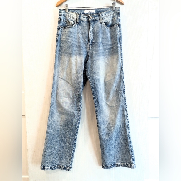 KANCAN Estilo Women's Blue Acid Wash Straight Leg Jeans Size 9/28 - Picture 1 of 12